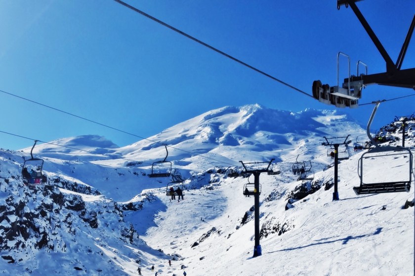 #lifeordebt, downsizing, decluttering, stuffocation