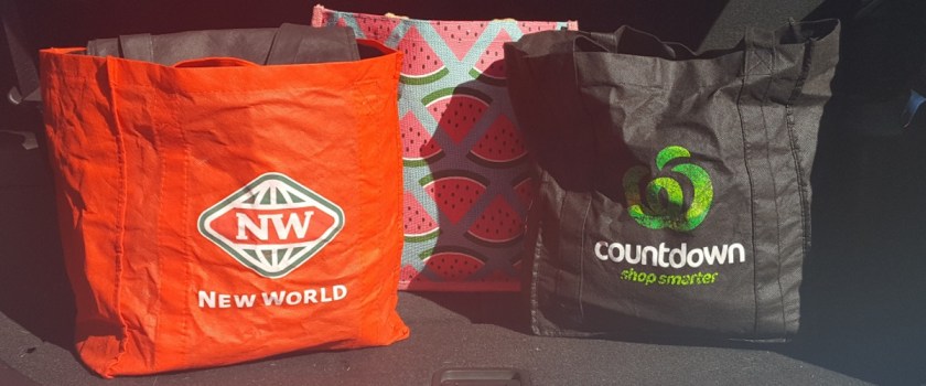 reusable supermarket shopping bags